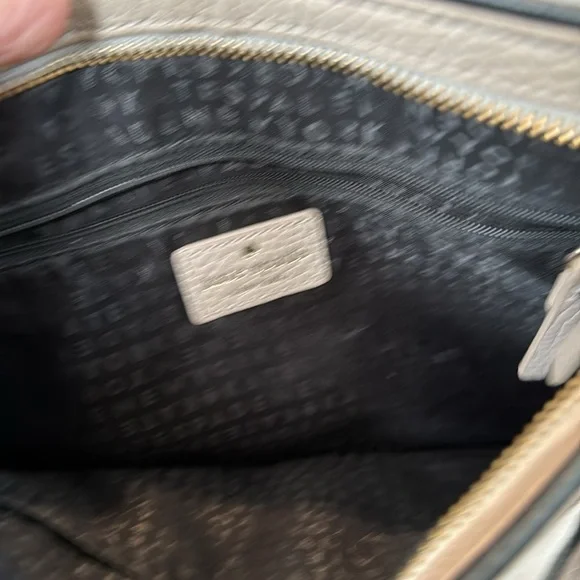 Kate Spade New York Chester street dessi Crossbody Bag Beige Strap Tassel - Picture 11 of 11